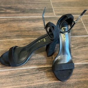 LuLus Black Strappy Heels